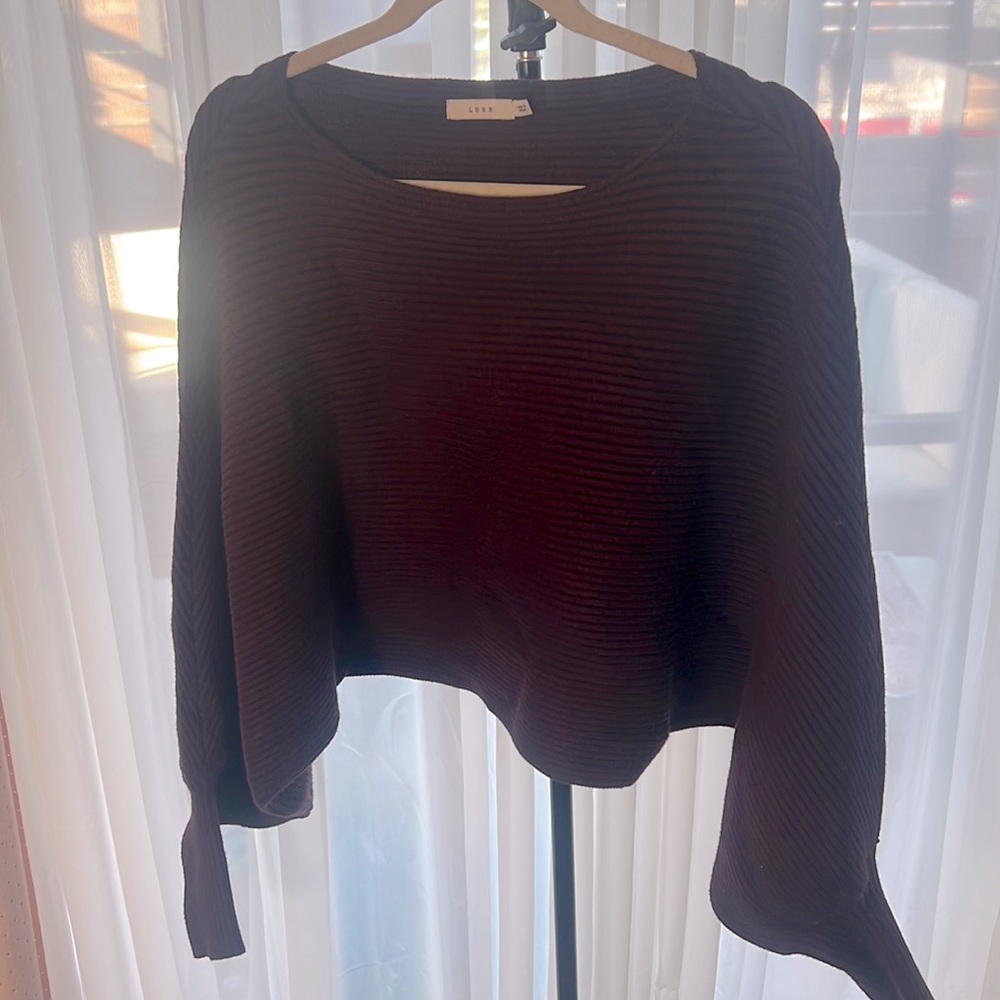 Weighted cropped sweater ✨